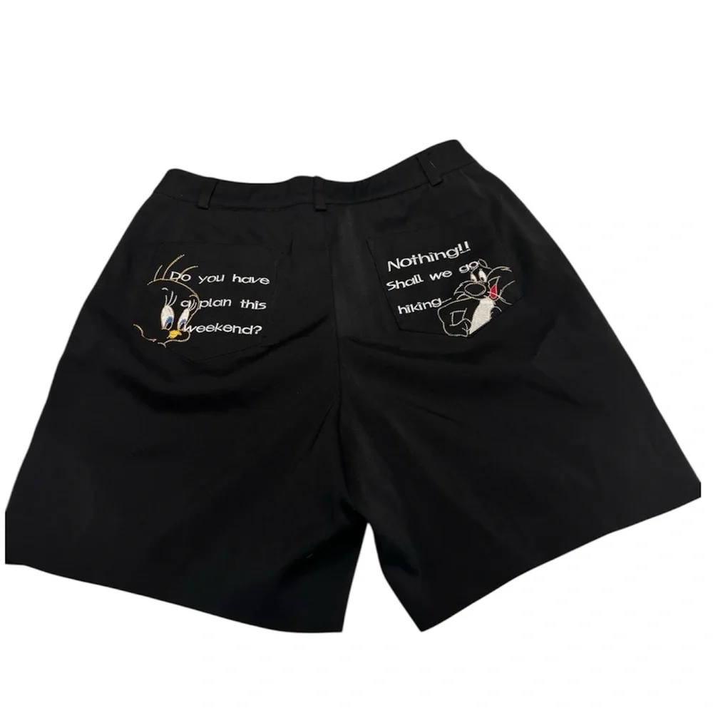 Enzoro Valentino Looney Tunes Embroidered Shorts‎ M Korea Tweety Sylvester